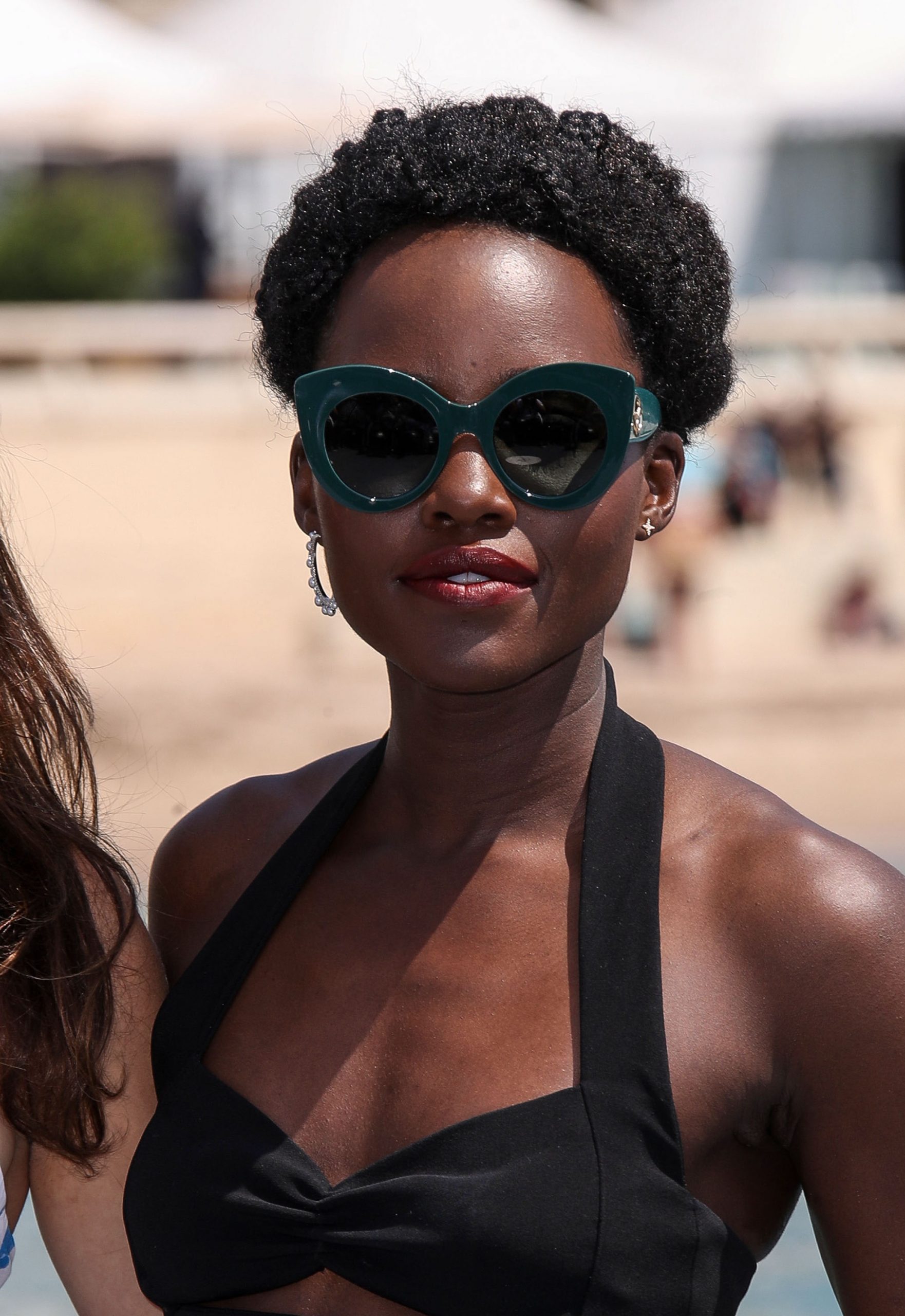 Lupita Nyong'o met krullen