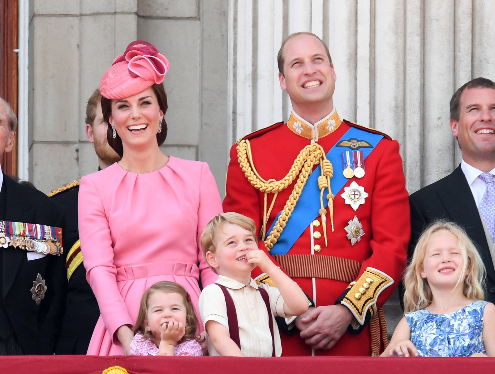 Kate en William samen met hun kinderen bij de jaarlijkse Trooping the Colour in 2017