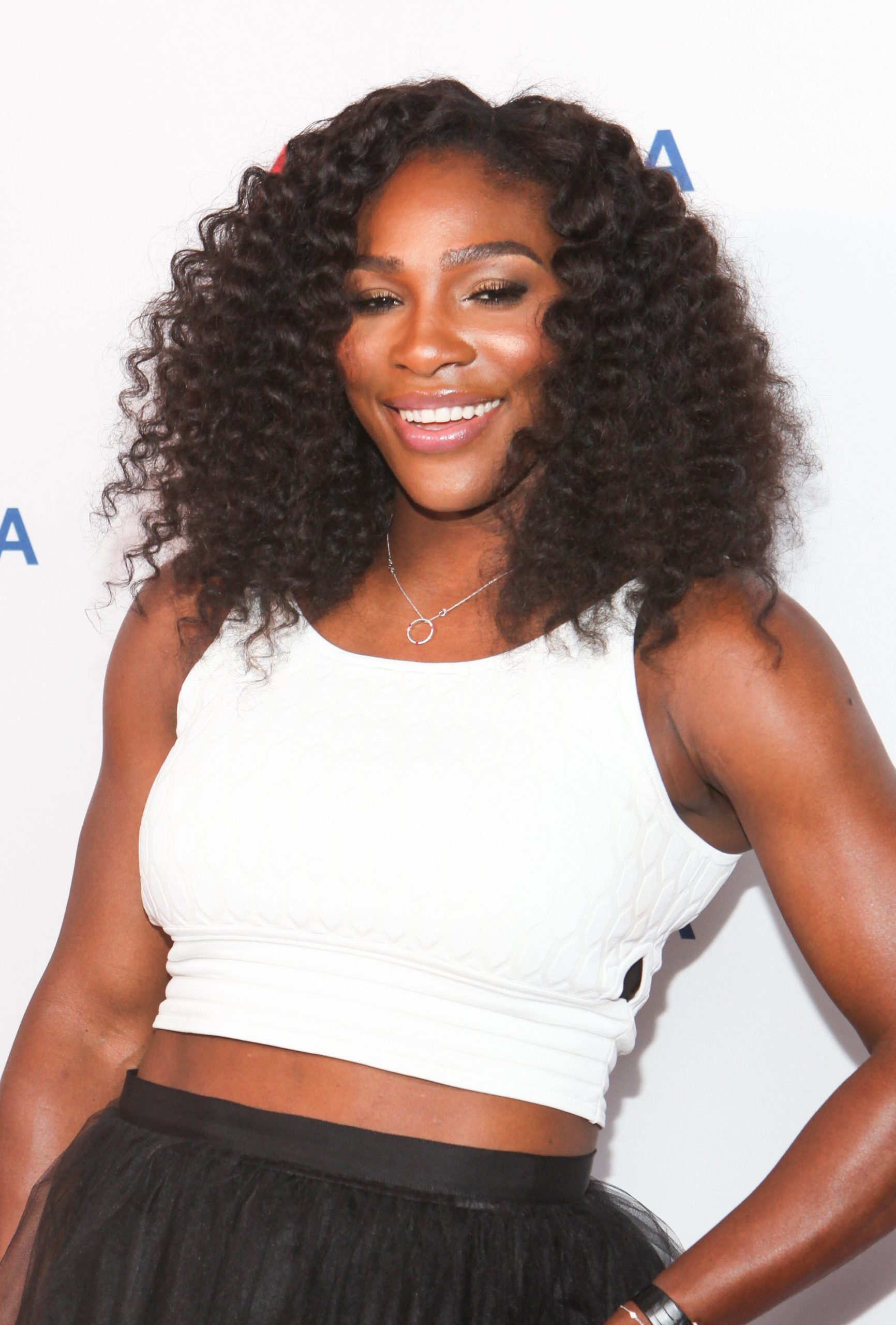 Serena Williams met krullen