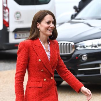 kate-middleton-draagt-de-trendtas-van-dit-moment-waar-it-girls-mee-weglopen-206341