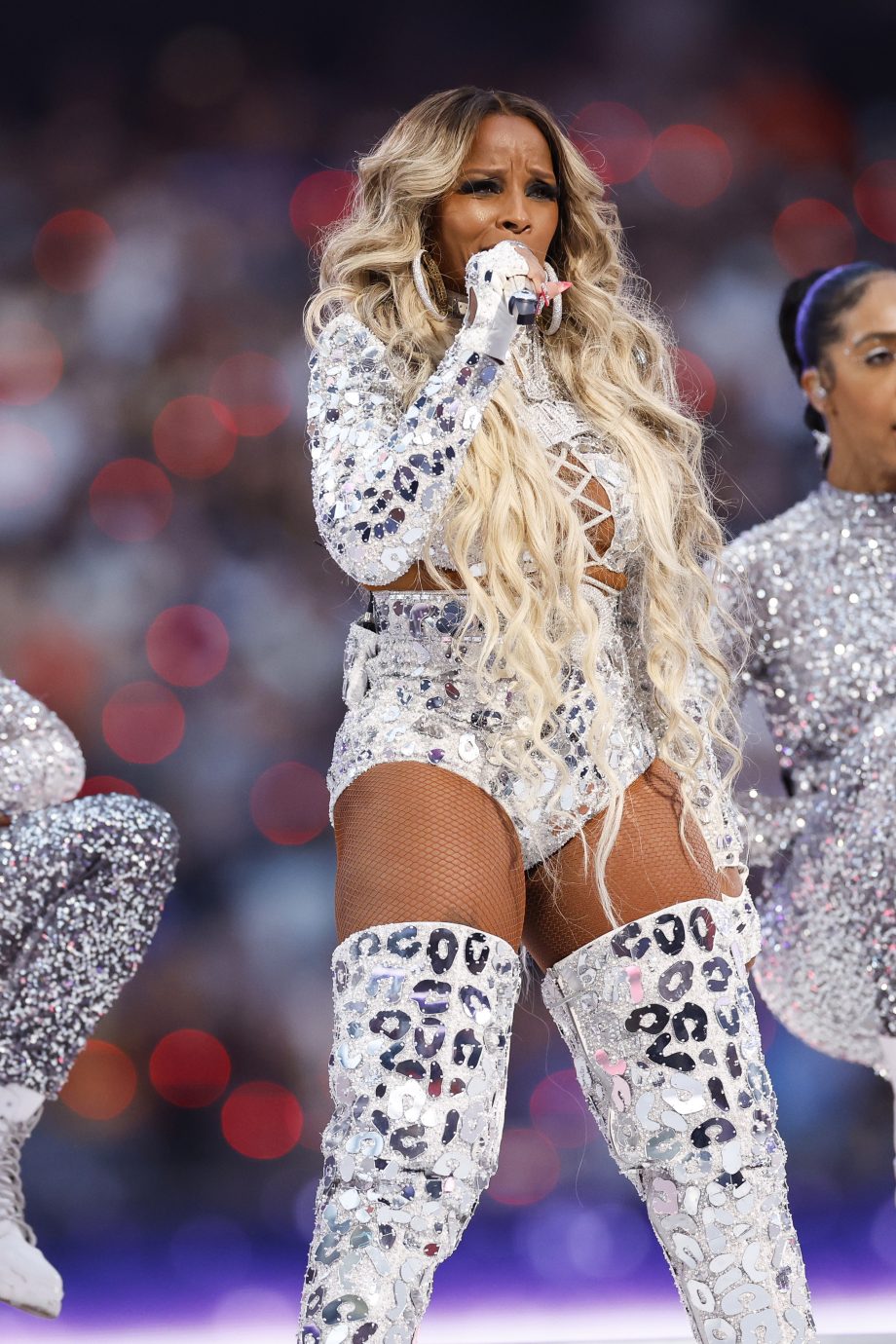 mary-j-blige-steelt-de-super-bowl-2022-halftime-show-205388