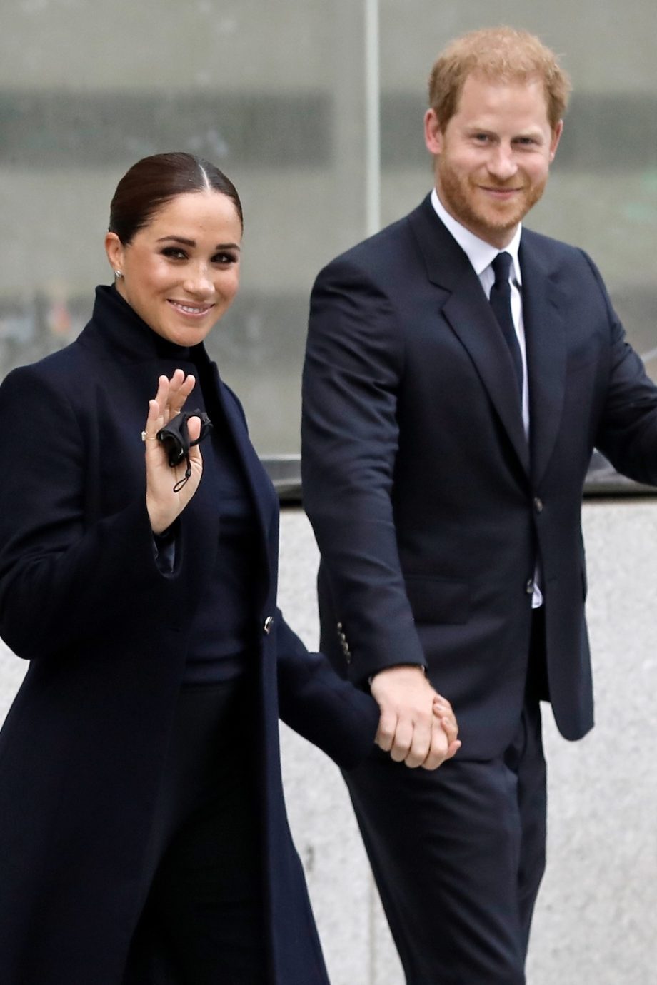 meghan-markle-draagt-christopher-john-rogers-tijdens-eerste-publieke-optreden-in-2022-206690