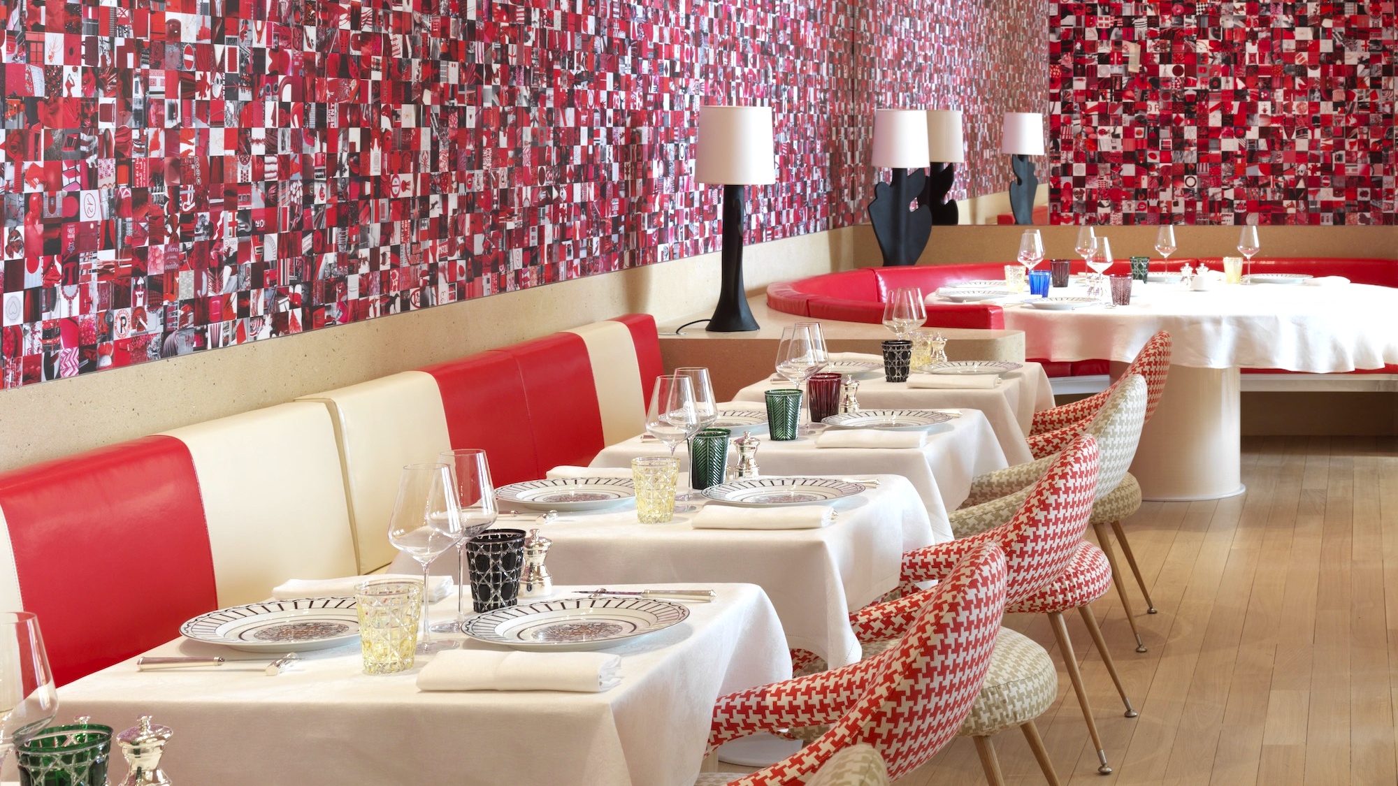 Neem een kijkje in Dior's eerste restaurant in Parijs Vogue NL