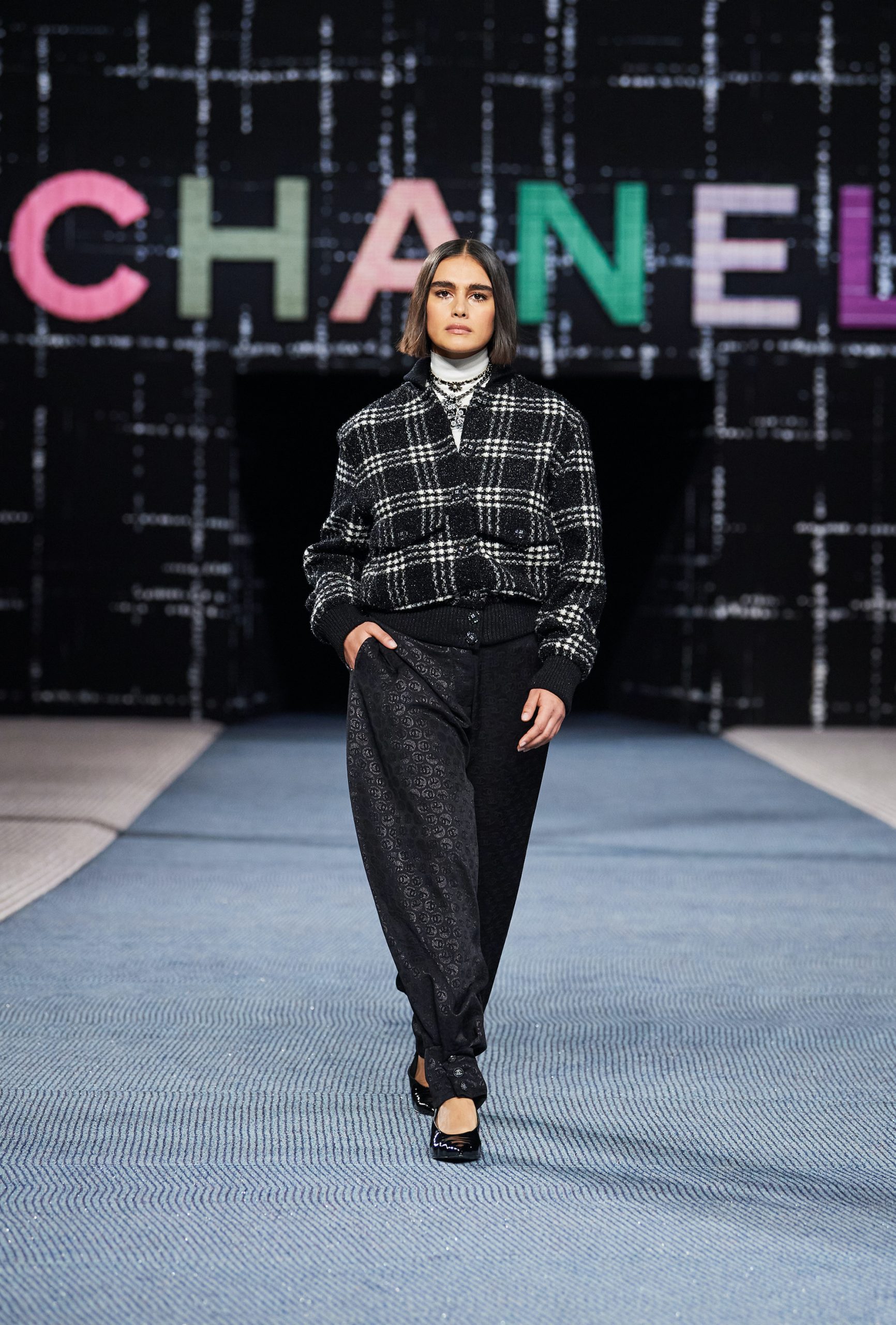 Jill Kortleve bij Chanel herfst/winter 2022