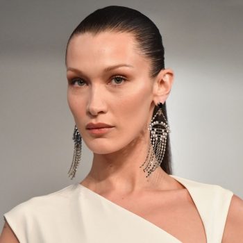 bella-hadid-te-zien-in-derde-seizoen-van-emmy-genomineerde-comedyserie-ramy-209256