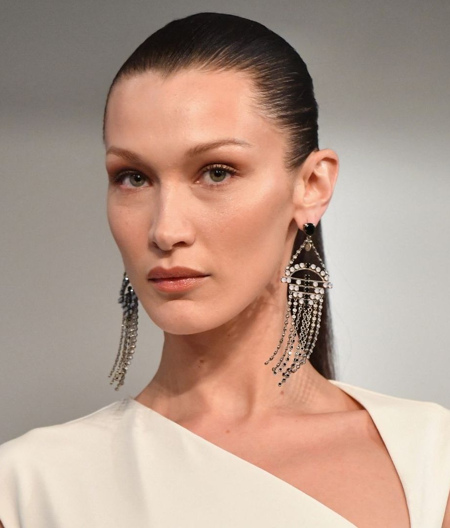 bella-hadid-te-zien-in-derde-seizoen-van-emmy-genomineerde-comedyserie-ramy-209256