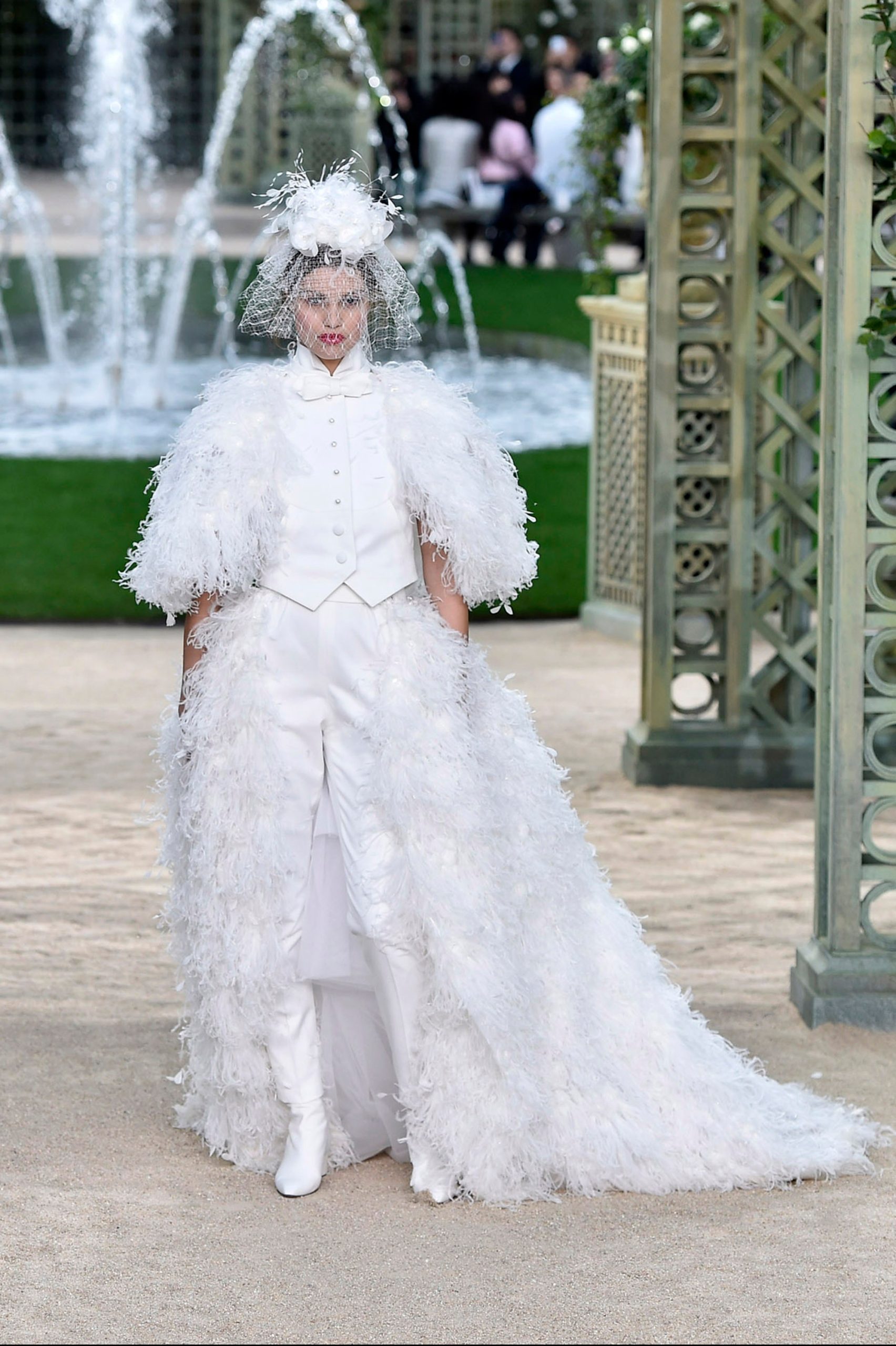Chanel couture lente/zomer 2018 showde een van de mooiste Chanel-trouwjurken