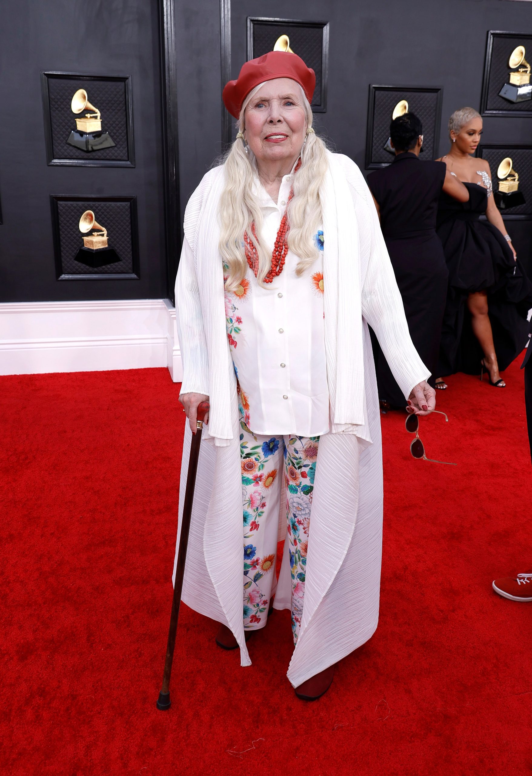 Joni Mitchell bij de Grammy Awards 2022
