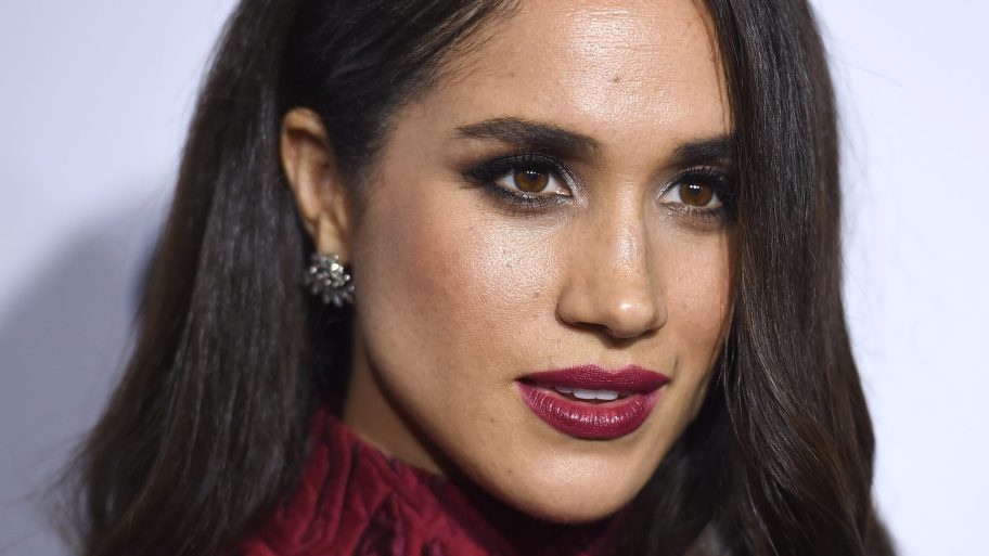 de-indrukwekkende-beautytransformatie-van-meghan-markle-209699