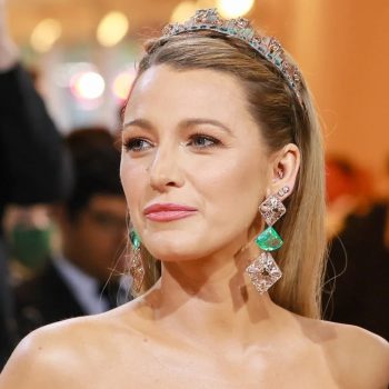 blake-lively-heeft-een-ultiem-prinsessenmoment-op-het-met-gala-2022-210880