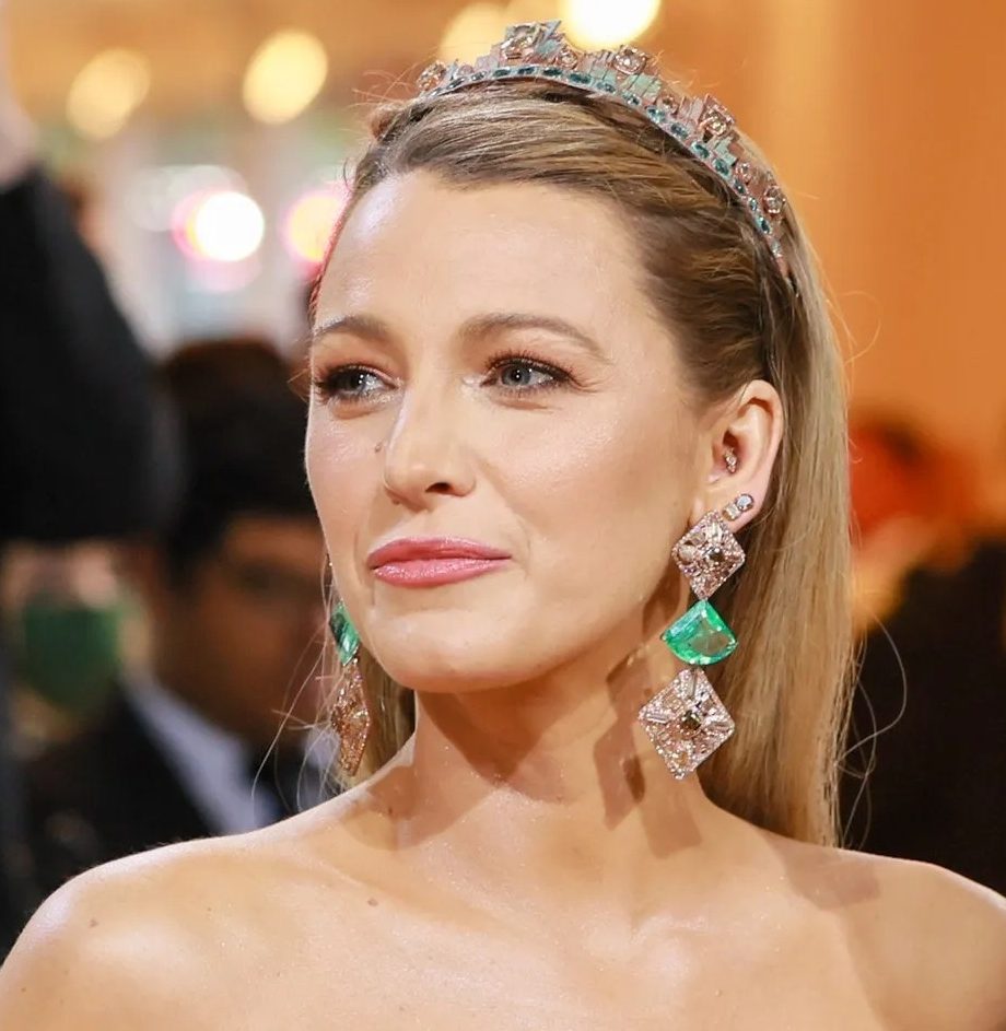 blake-lively-heeft-een-ultiem-prinsessenmoment-op-het-met-gala-2022-210880