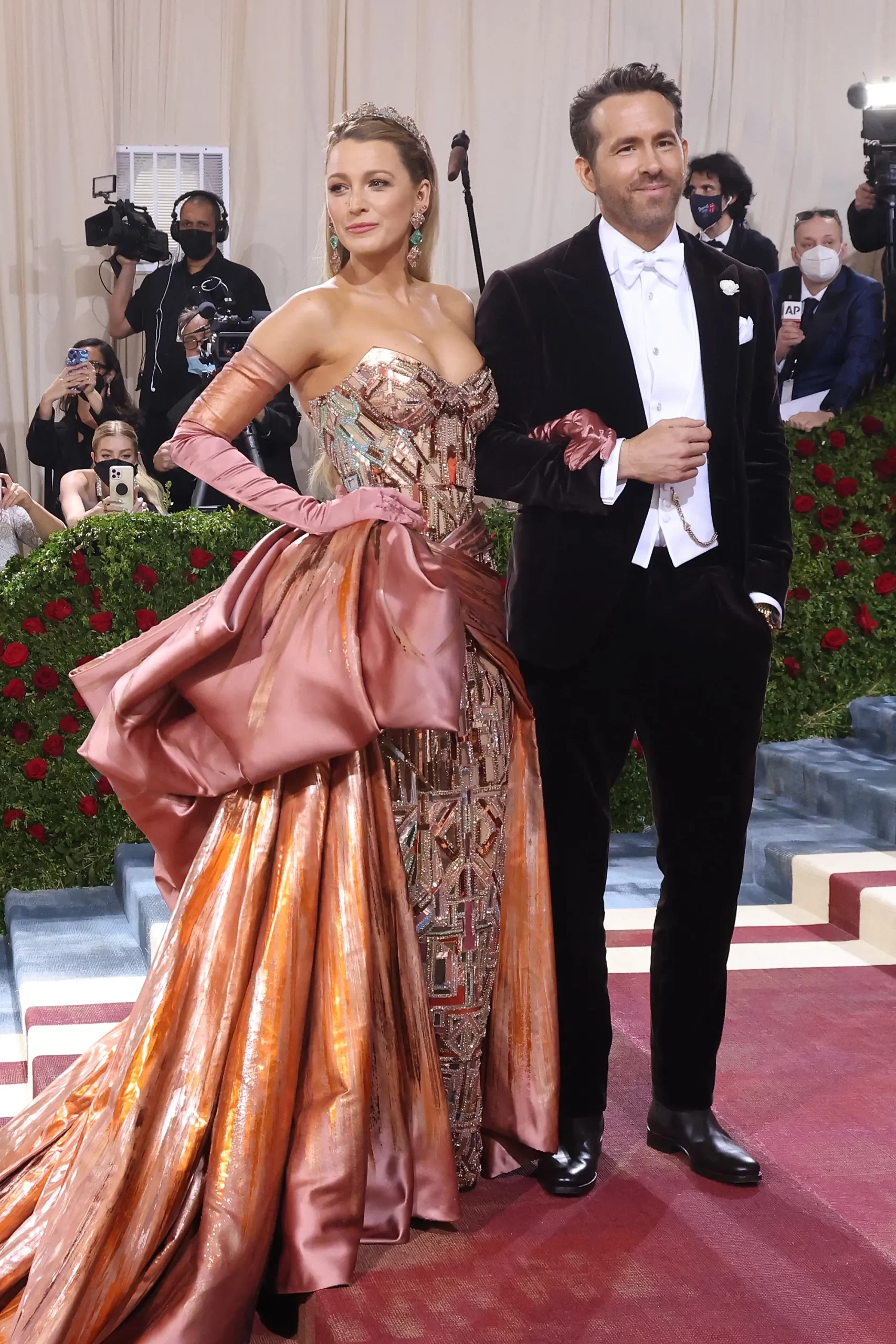 Blake Lively en Ryan Reynolds zijn een van de beroemde koppels op het Met Gala