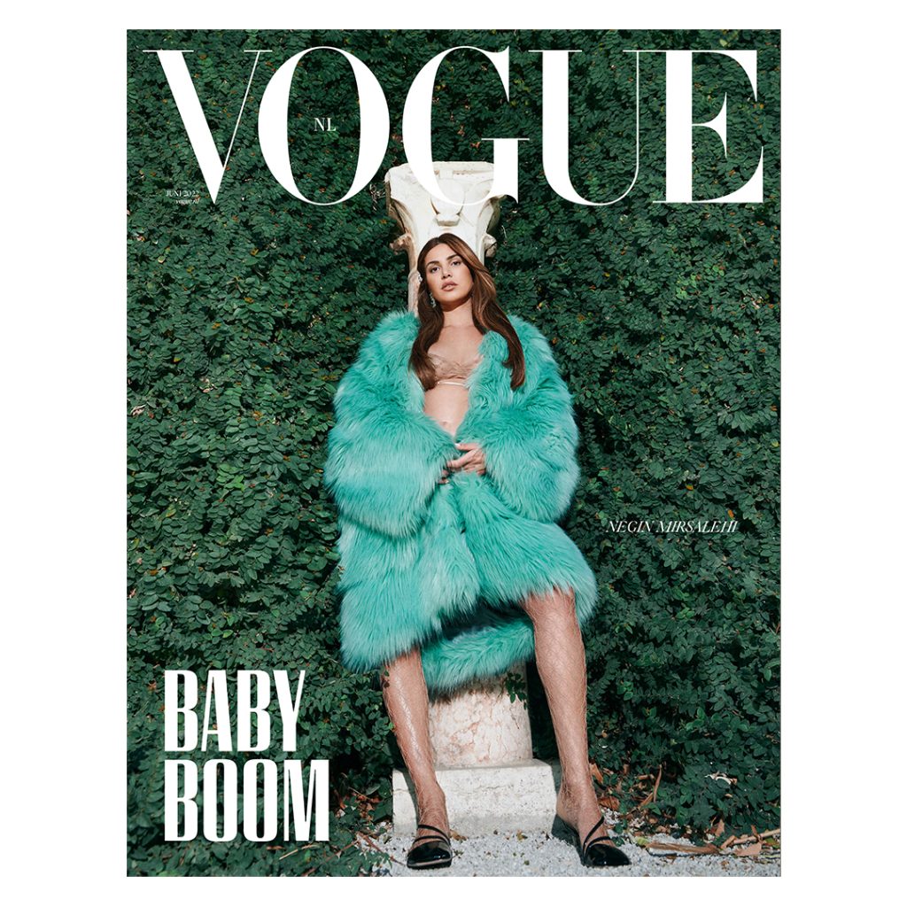 Vogue juni 2022 met zwangere Negin Mirsalehi op de cover - Vogue NL