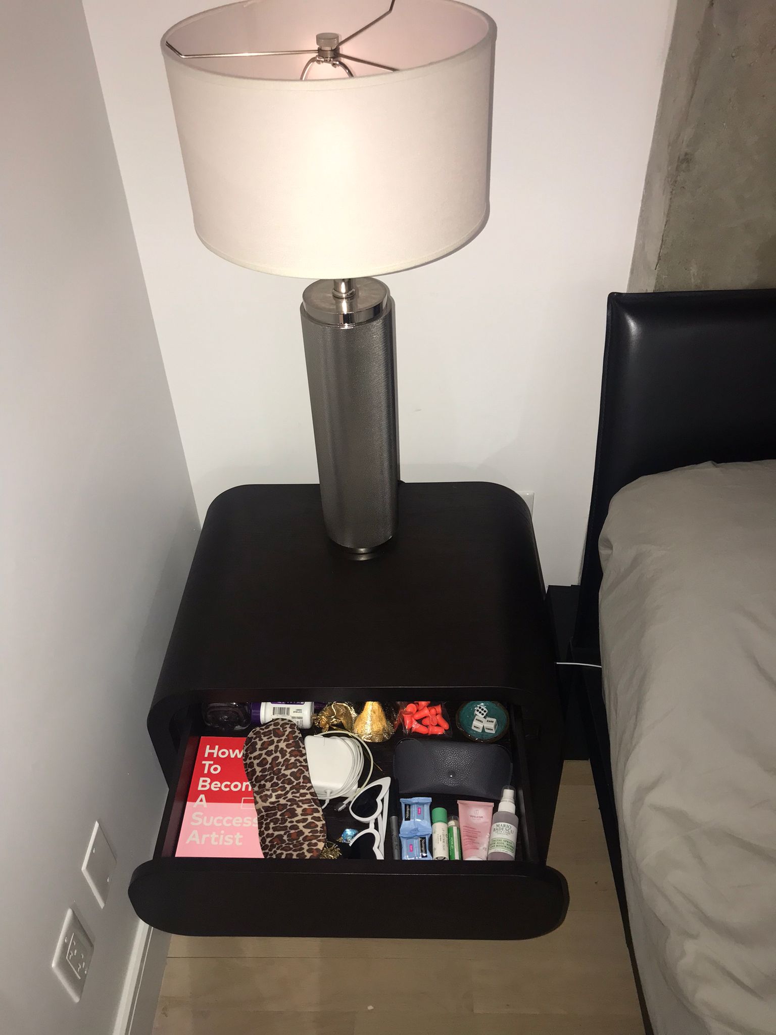 Ovo Drenth nachtkastje