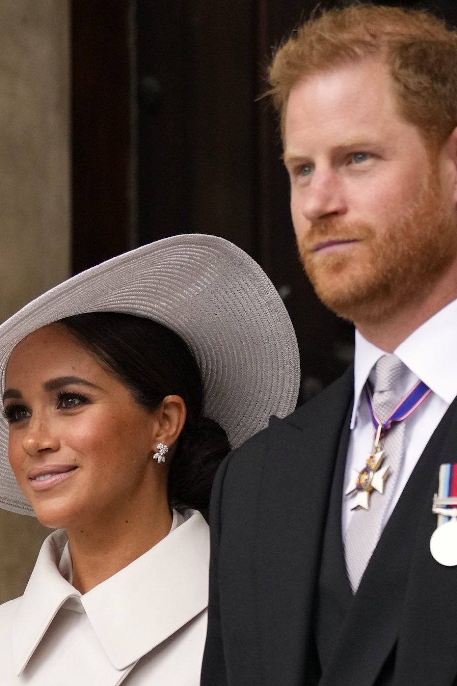 prins-harry-en-meghan-markle-delen-eerste-verjaardagsportret-van-dochtertje-lilibet-213554