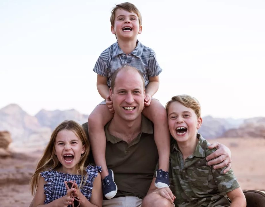 prins-william-straalt-met-george-charlotte-en-louis-op-nieuwe-foto-voor-vaderdag-214761