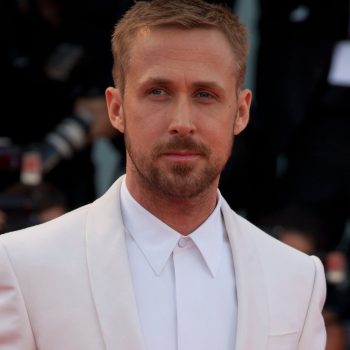 zien-de-eerste-beelden-van-ryan-gosling-als-ken-in-greta-gerwigs-barbie-214573