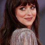 curtain bangs dakota