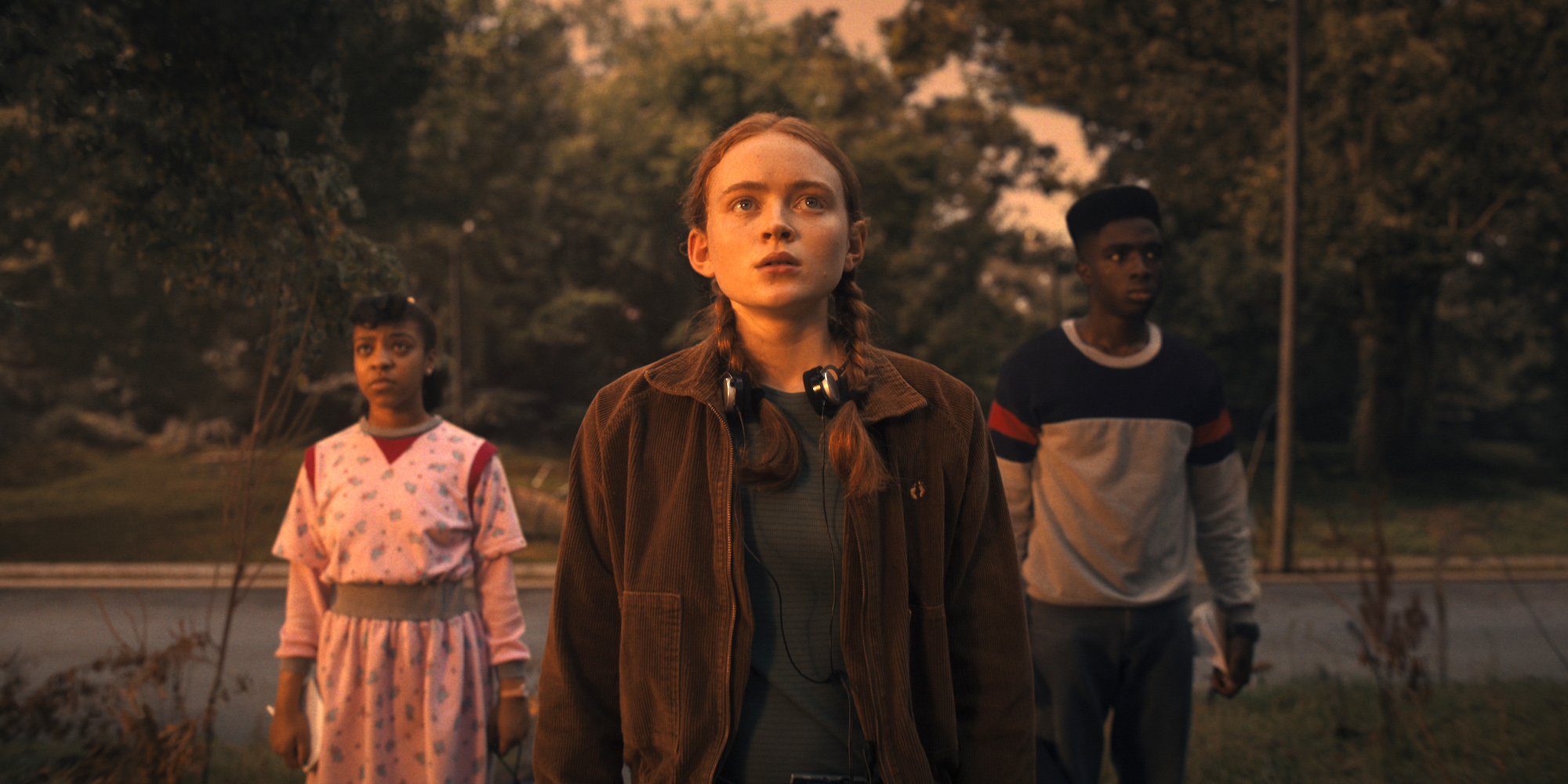 Erica, Max en Lucas in Stranger Things seizoen 4