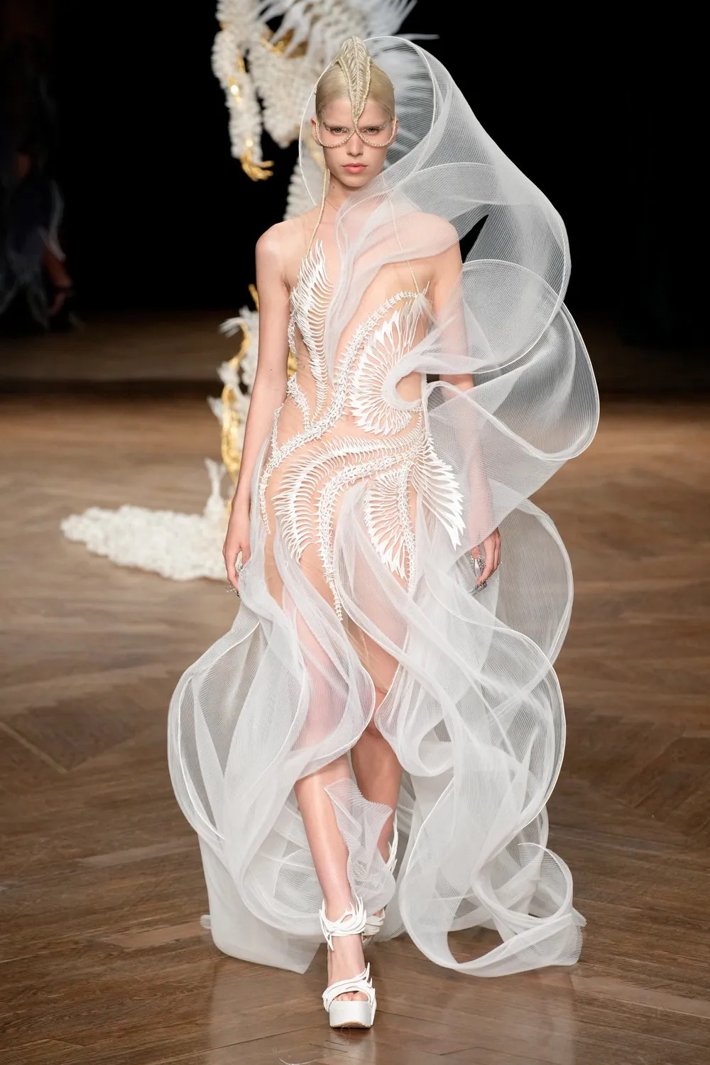 Iris van Herpen couture fall 2022