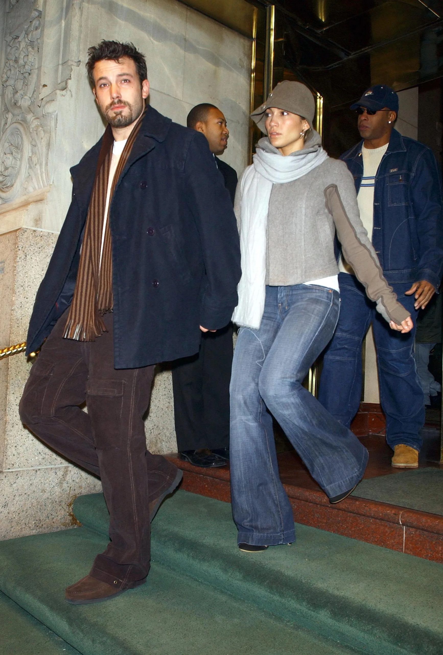 Jennifer Lopez en Ben Affleck in december 2003