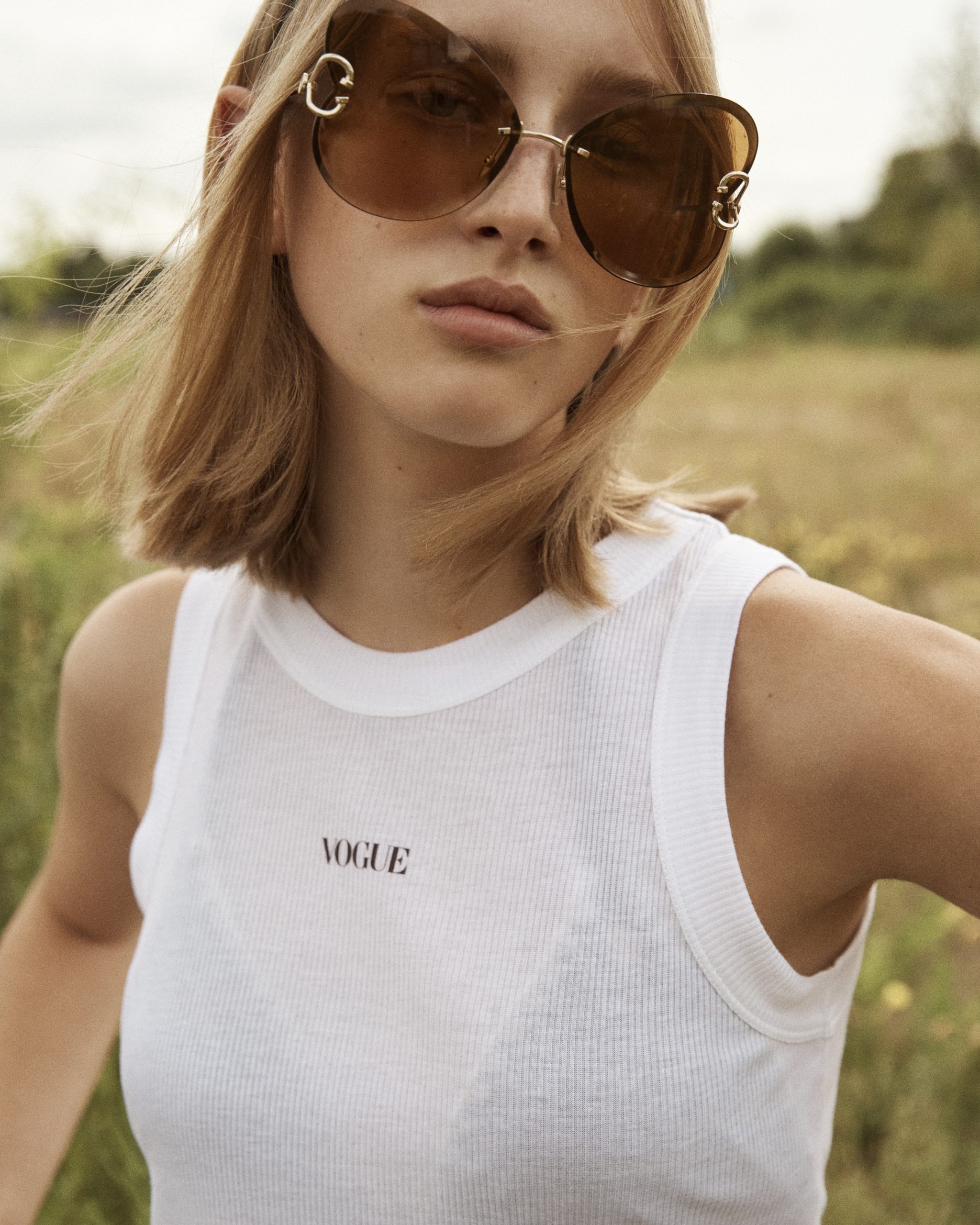 Vogue x Neeve-tanktop uit het septembernummer