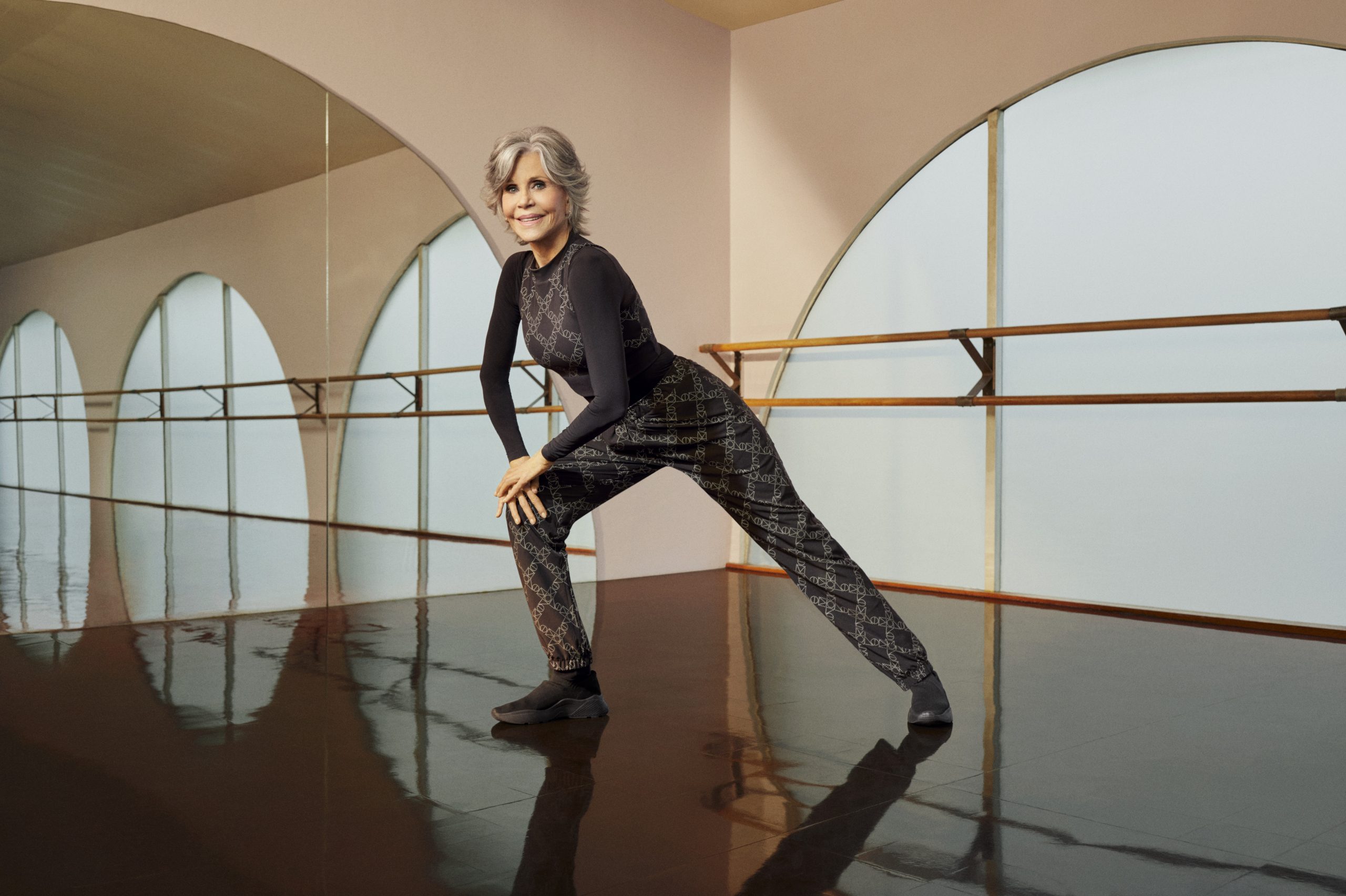 Jane Fonda voor H&M MOVE de iconische workoutinstructeur is terug