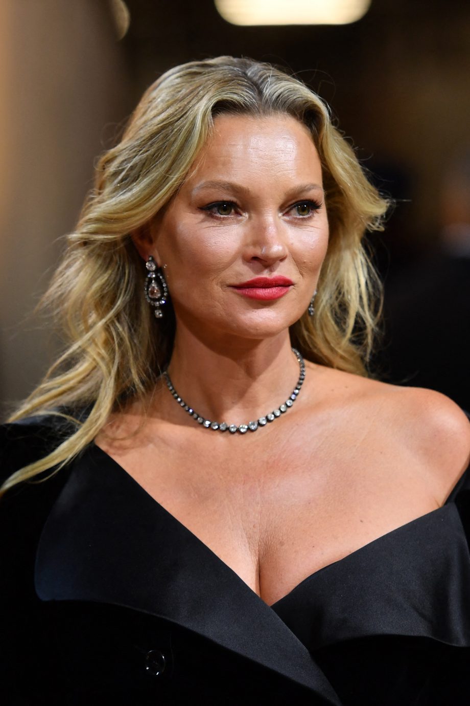 kate-moss-lanceert-eigen-wellnessmerk-dit-is-alles-wat-we-weten-220775