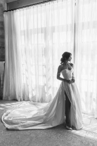 Zien: de bruiloft van Sarah Hyland en Wells Adams - Vogue NL