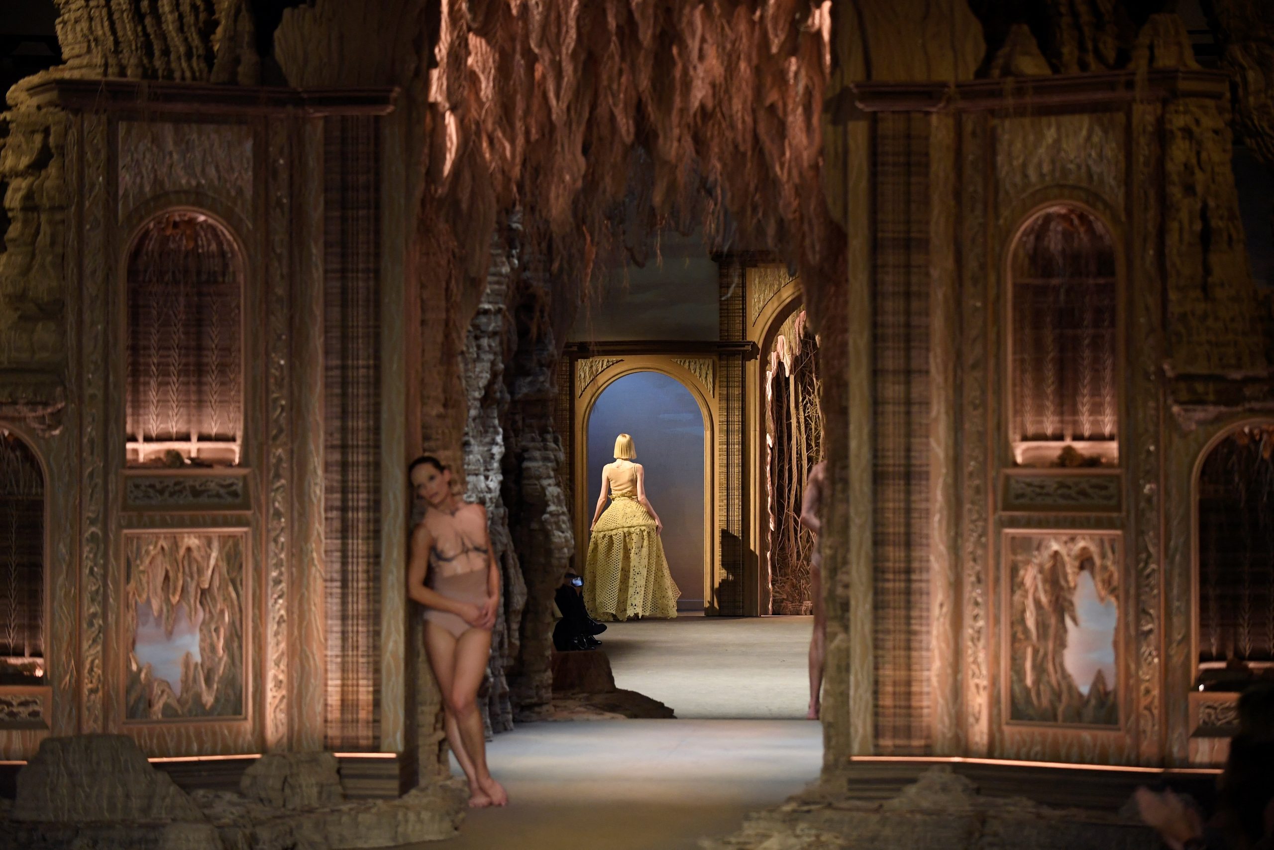 dior paris fashion week decor spring summer 2023