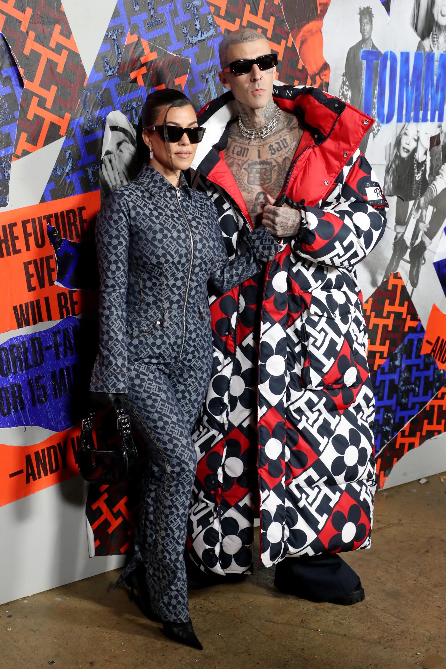 Kourtney Kardashian en Travis Barker bij Tommy Hilfiger