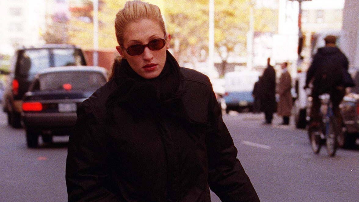 Carolyn Bessette-Kennedy is het ultieme stijlicoon voor de herfst 