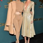Bella en Yolanda Hadid bij de Golden Heart Awards