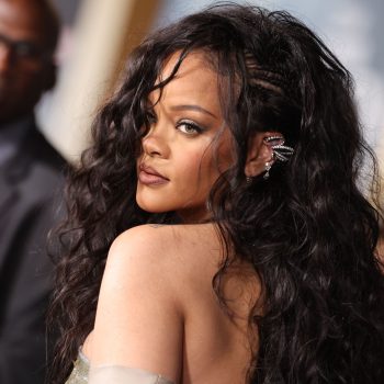 rihanna-brengt-voor-het-eerst-in-6-jaar-nieuwe-muziek-uit-228933