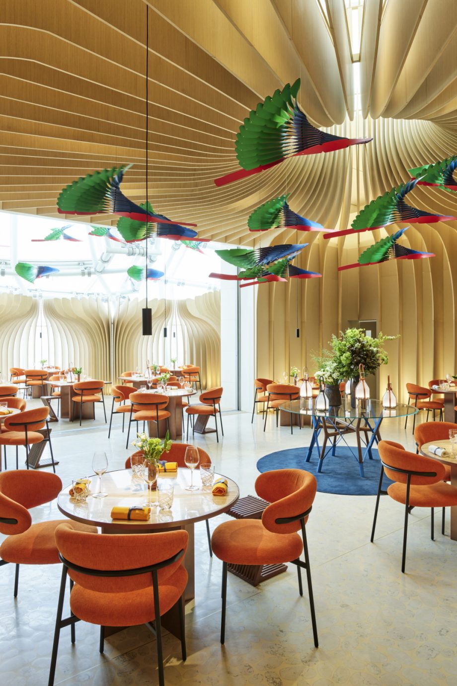 eten-bij-gucci-dior-of-louis-vuitton-9-designerrestaurants-voor-een-high-fashion-diner-253955