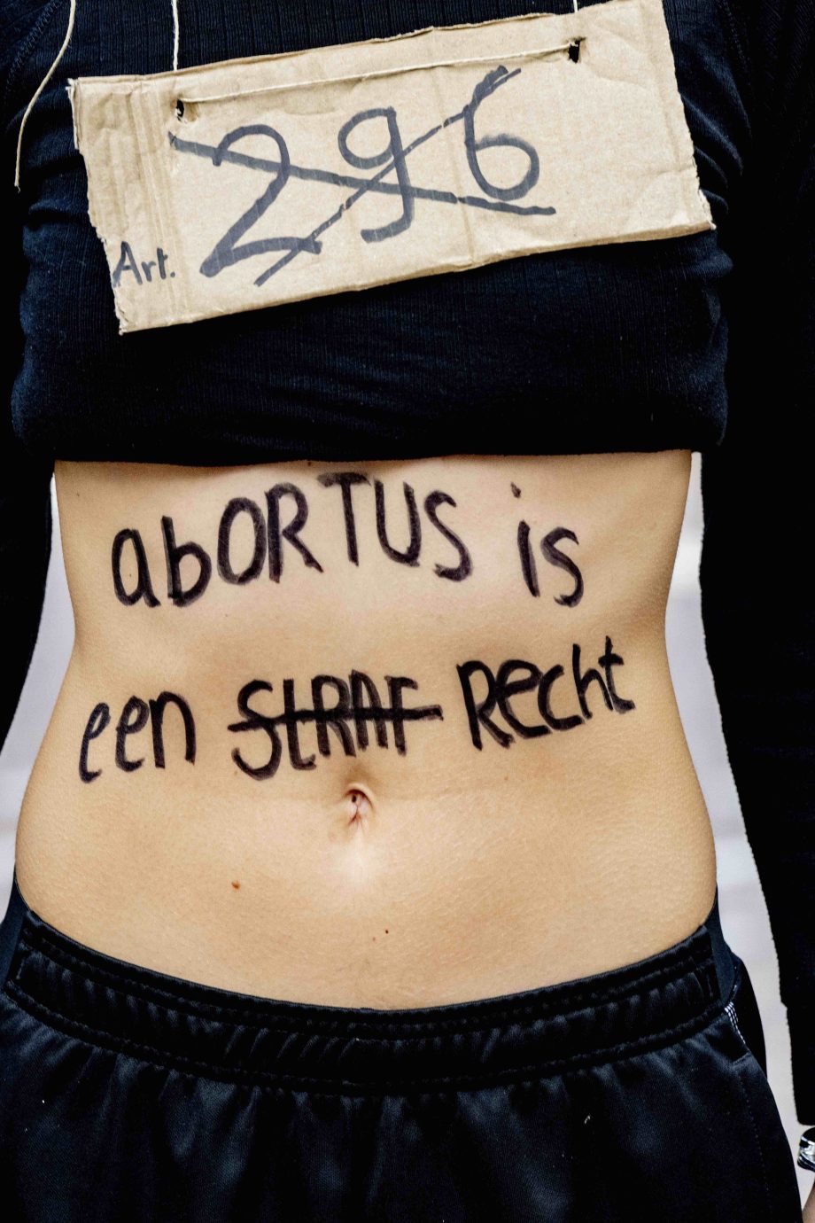 baas-in-eigen-buik-toch-hoe-zit-het-met-wetgeving-over-abortus-in-nederland-230666