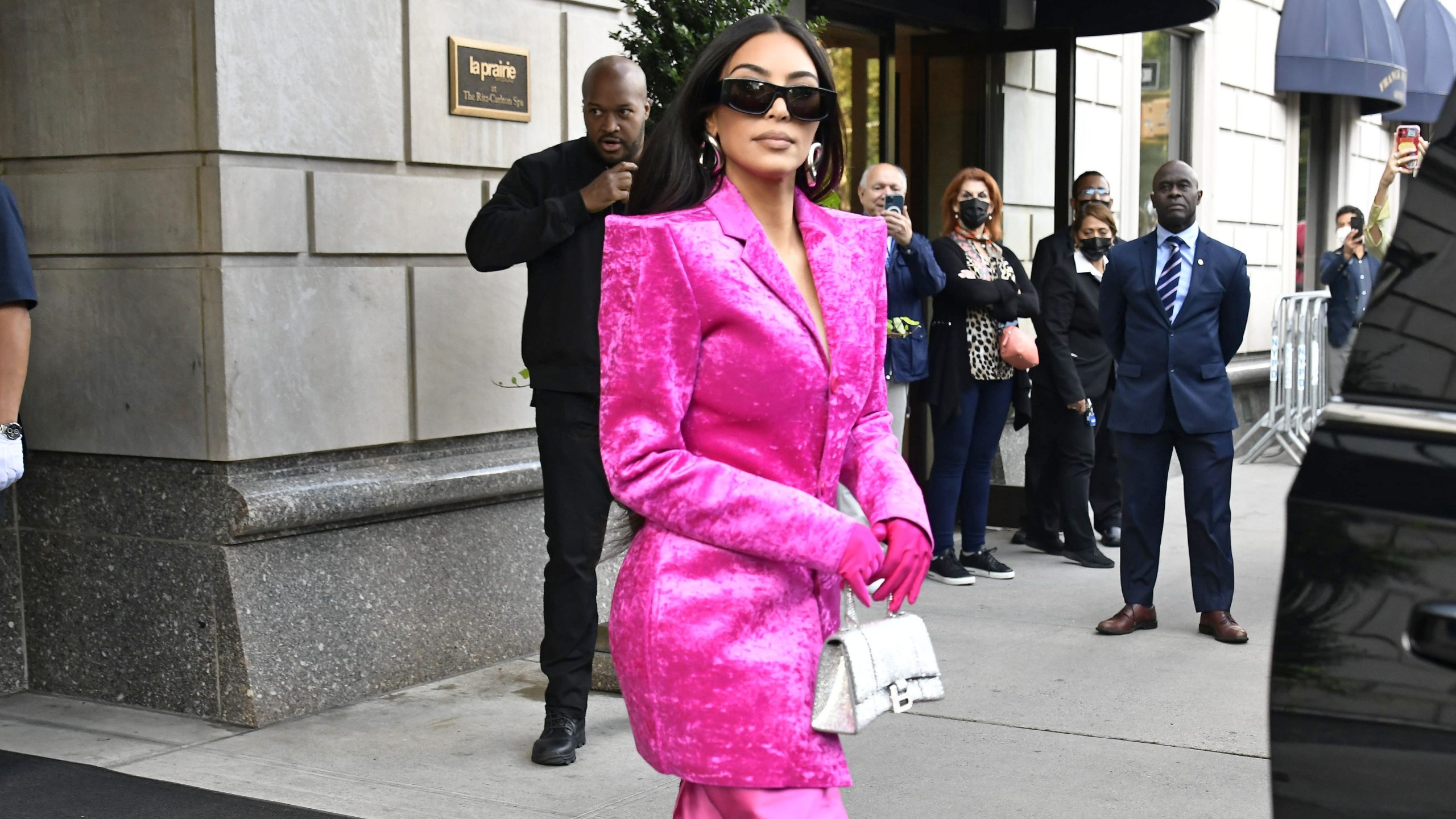 Balenciaga is het eerste modehuis dat Twitter verlaat