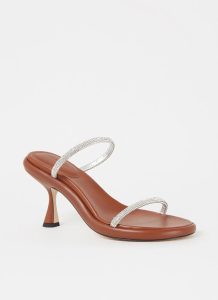 Wandler kitten heel