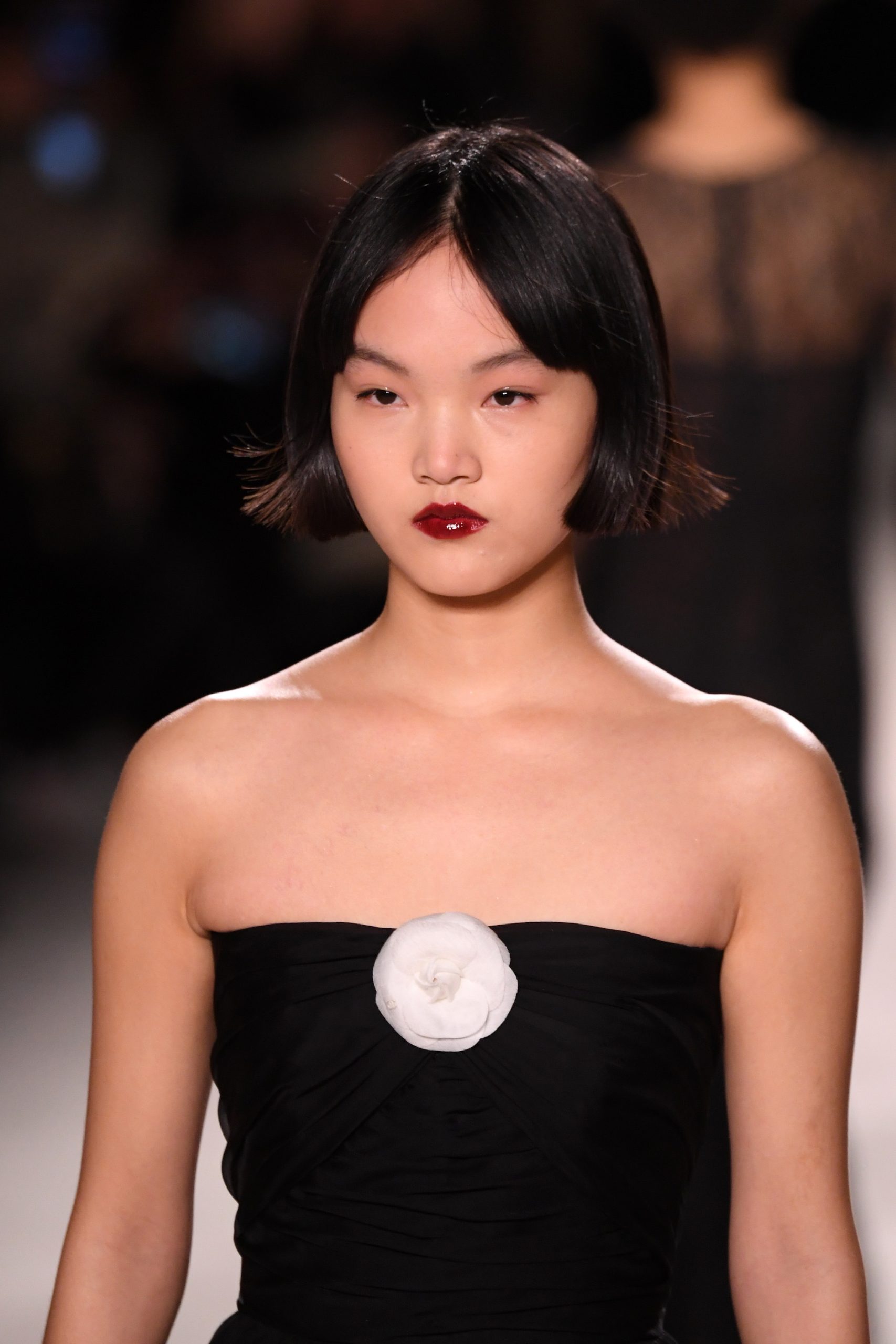 Een van de beautylooks van Chanel Métiers d'Art 2020