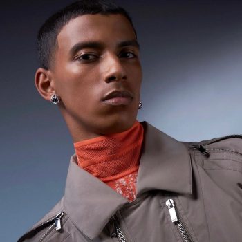 vogues-talent-to-watch-mohamed-hassan-ik-werd-gescout-op-straat-twee-weken-later-liep-ik-voor-louis-vuitton-238884