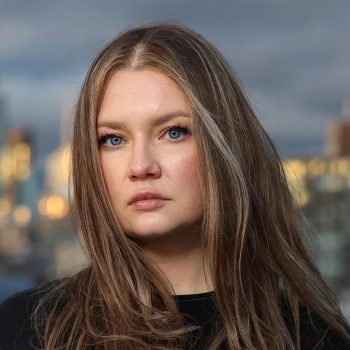 anna-delvey-organiseert-intieme-dinner-parties-in-haar-gloednieuwe-realityserie-240081