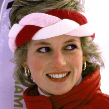 deze-fotos-bewijzen-dat-prinses-diana-het-ultieme-stijlicoon-van-de-piste-is-237132