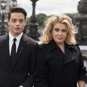 rami-malek-en-catherine-deneuve-schitteren-in-de-campagne-van-cartiers-nieuwe-tank-francaise-238918