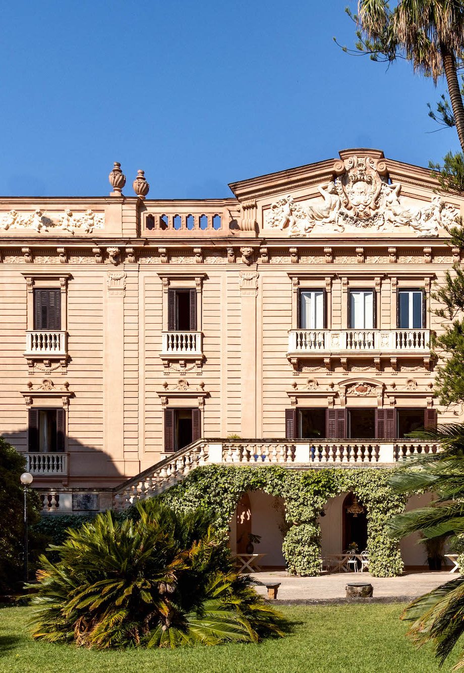 de-imposante-siciliaanse-villa-uit-the-white-lotus-is-nu-te-boeken-op-airbnb-238746