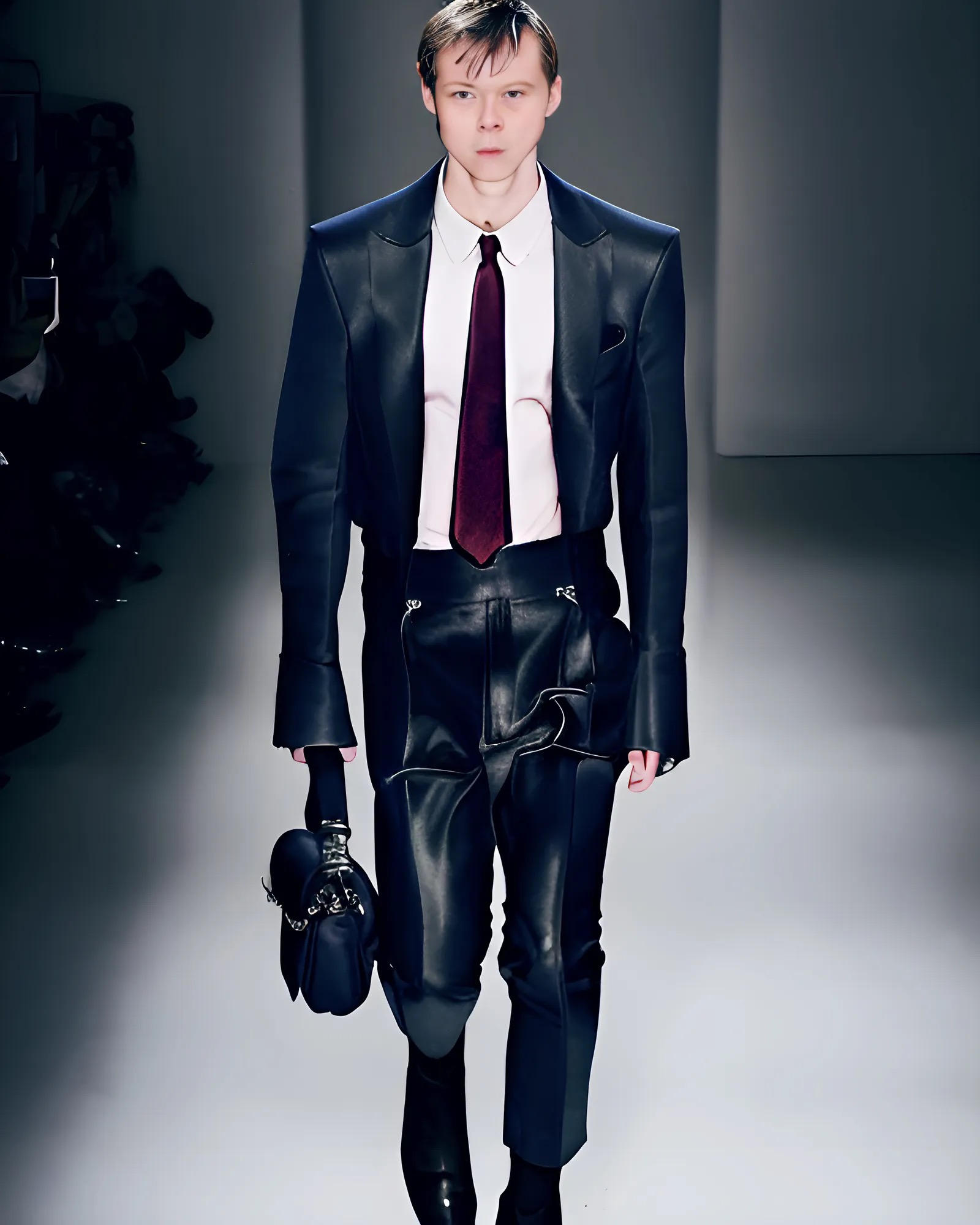 Model van AI in leren pak