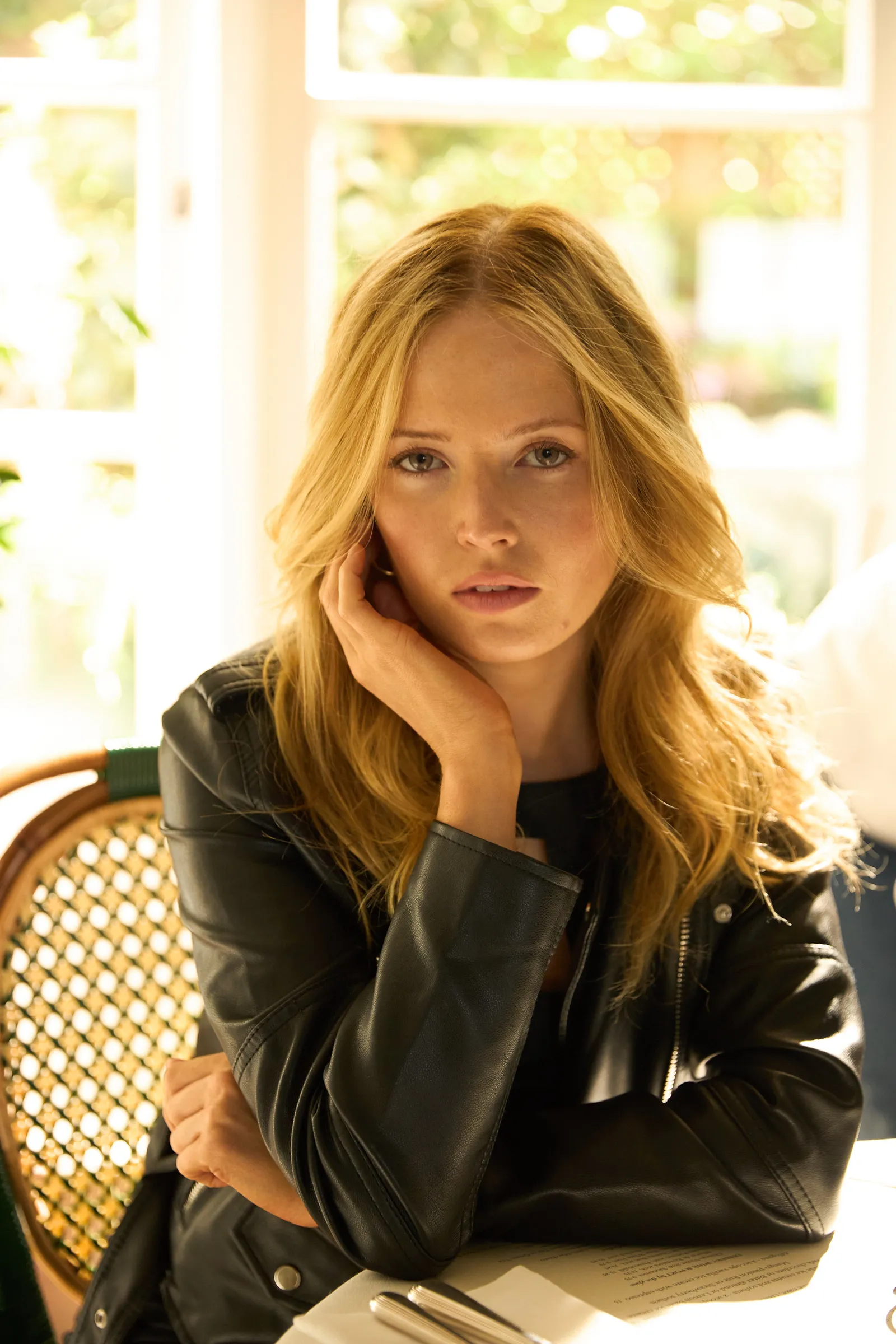 Ellie Bamber in Moss & Freud