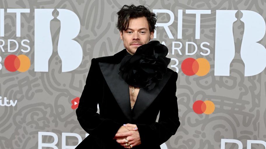 de-beste-looks-op-de-rode-loper-van-de-brit-awards-2023-242243