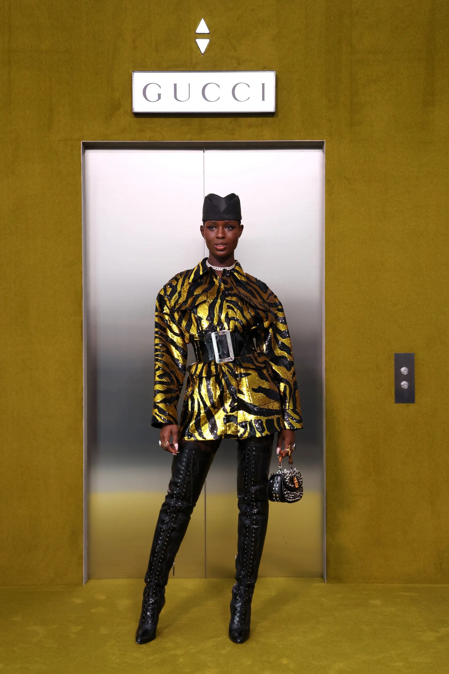 Jodie Turner-Smith bij Gucci tijdens Milan Fashion Week