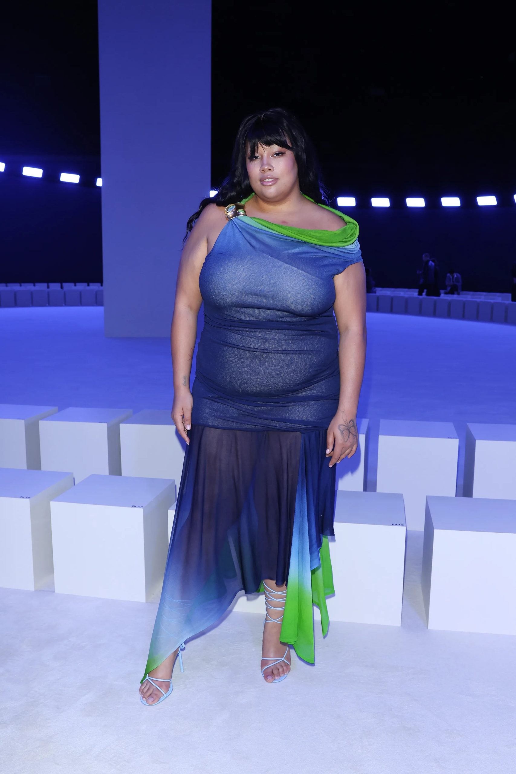 Shygirl bij Ferragamo tijdens Milan Fashion Week