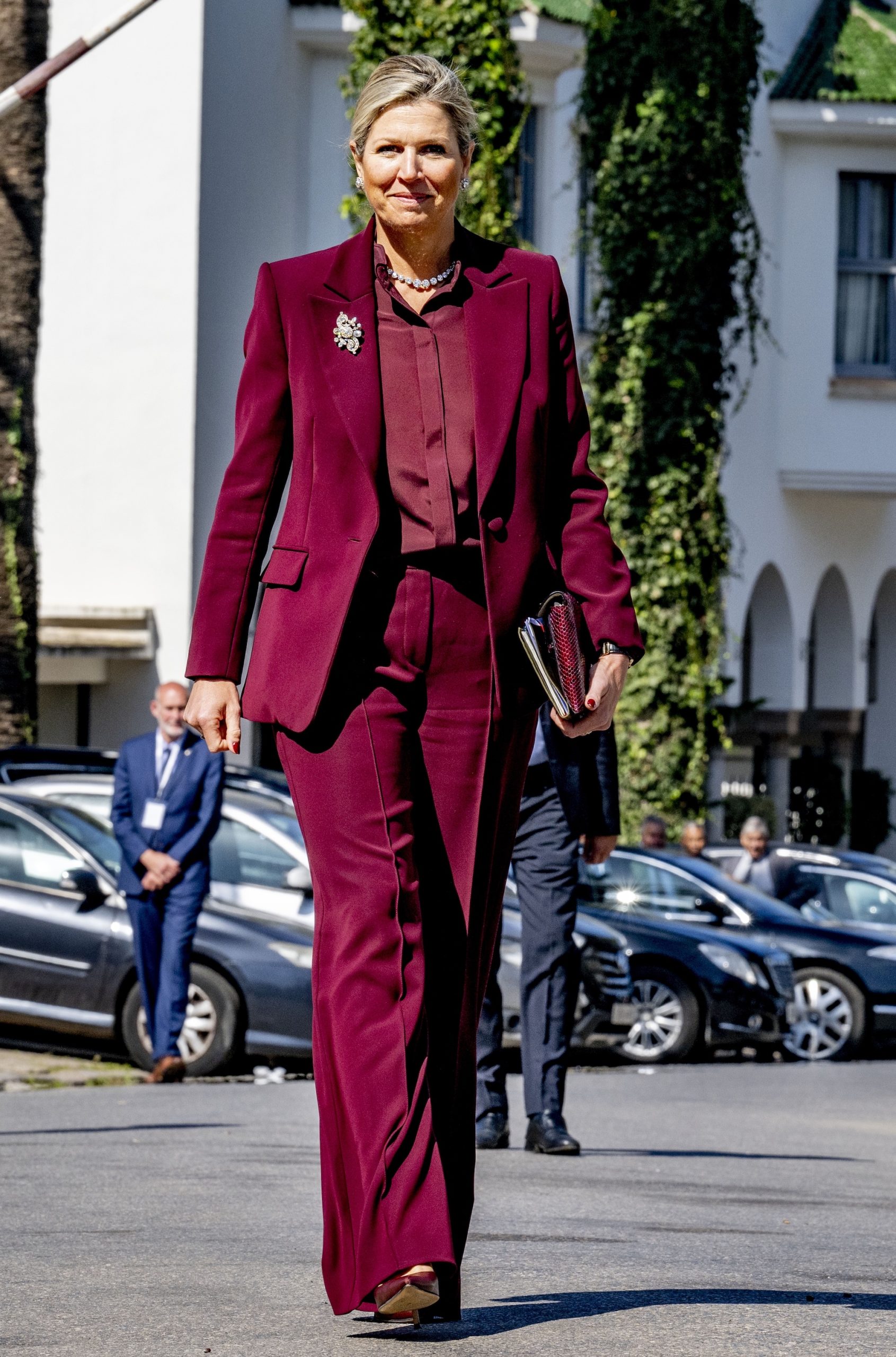 Koningin Máxima in monochrome look van Claes Iversen